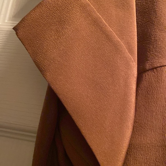 Clean silk short sleeve, square shirt - Picture 5 of 5